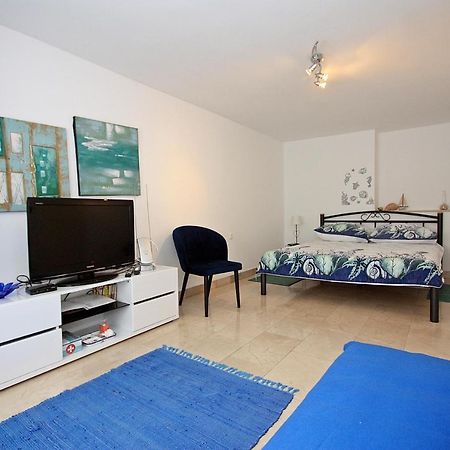 Apartment Zorica Супетар Экстерьер фото