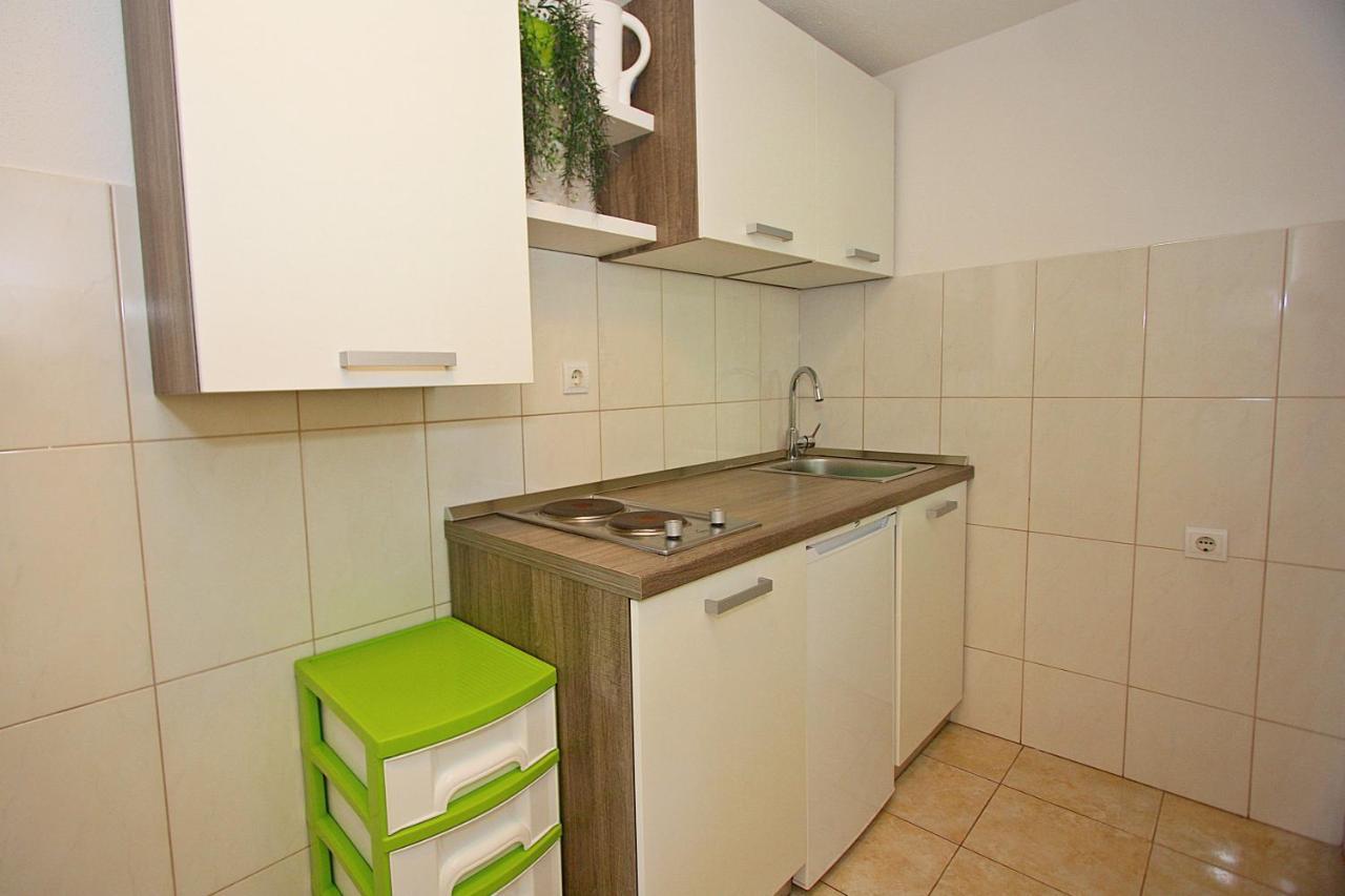 Apartment Zorica Супетар Экстерьер фото