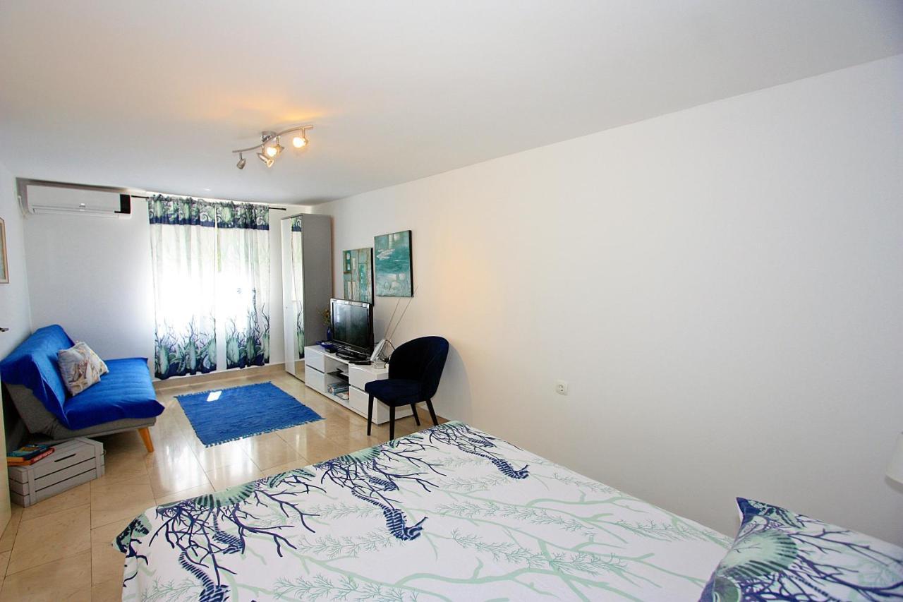 Apartment Zorica Супетар Экстерьер фото